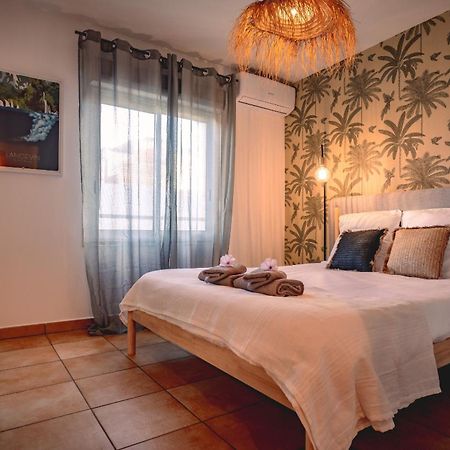 Tropicocoon Appart' En Plein Centre Ville Saint Pierre Exterior foto
